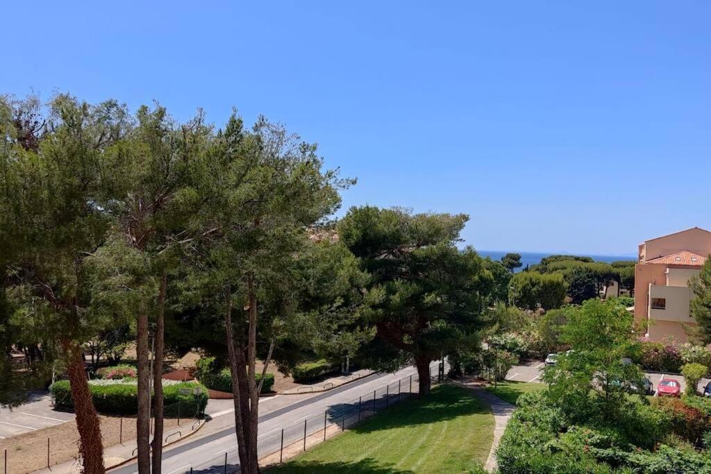 Bel Appartement Avec Piscine Proche Des Plages Six-Fours-les-Plages Exterior foto